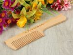 Расческа деревянная 14,5*5 см с ручкой частые зубчики 1306716