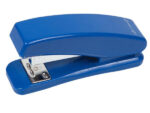 Степлер № 24/6-26/6 пластик 15 л синий ATTOMEX 4142700