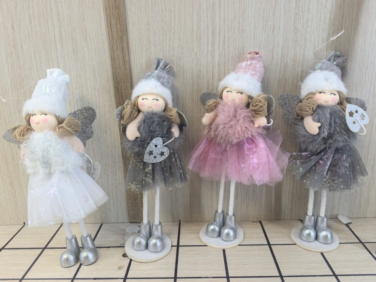 Фигурка Зимняя Фея 20 см , на подставке 12шт/уп
