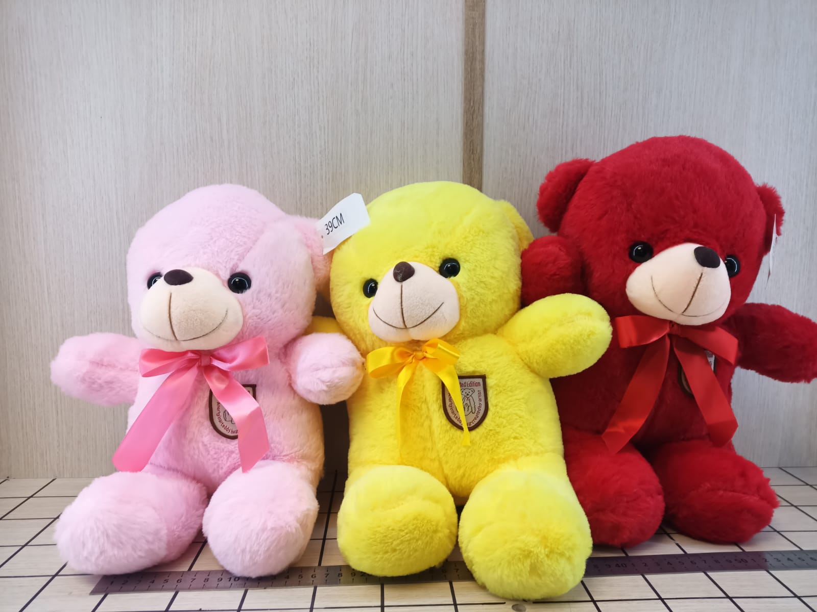 Мягкая игрушка Медведь плюшевый 39 см яркие цвета