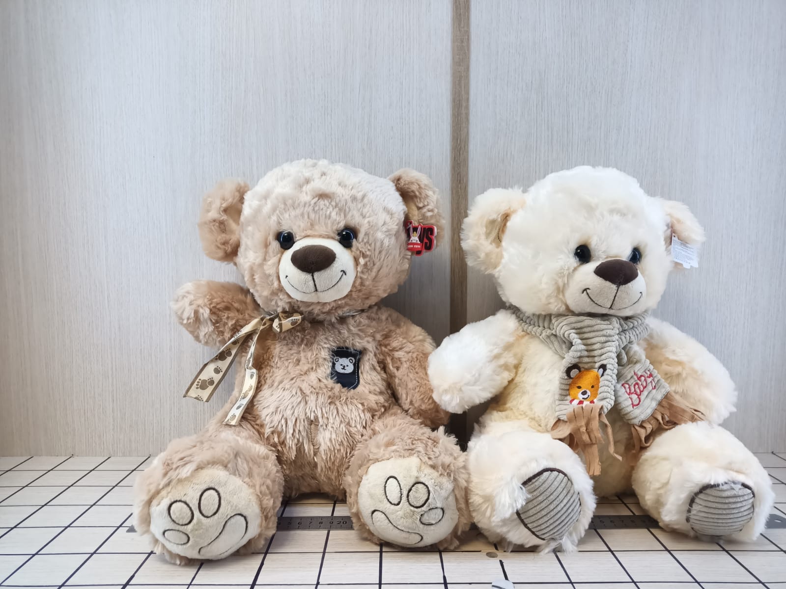 Мягкая игрушка Медведь TOYS 45 см светло-коричневый